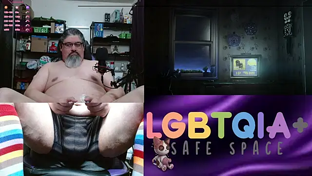 Snapshot of geekycastillo chatting on February 2026 05:17:01 AM geekycastillo online show from February 2026 05:17:01 AM