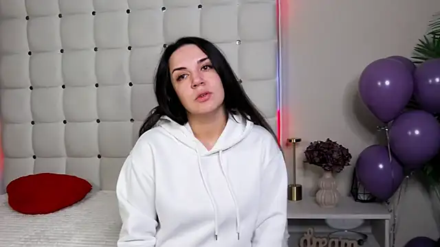 AlsouKass online show from December 2025 06:33:02 AM