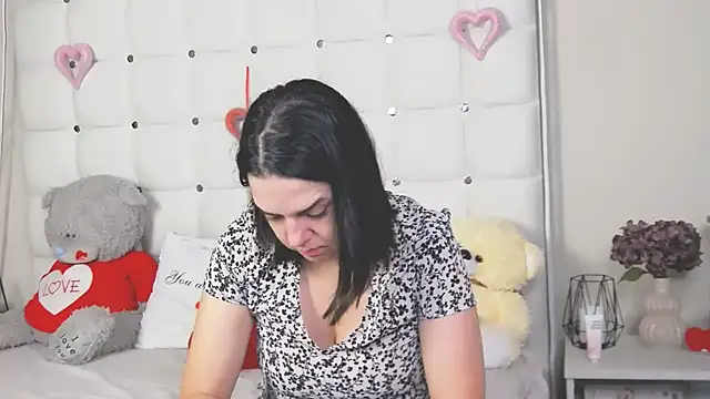 Snapshot of AlsouKass chatting on June 2026 07:12:02 AM AlsouKass online show from June 2026 07:12:02 AM