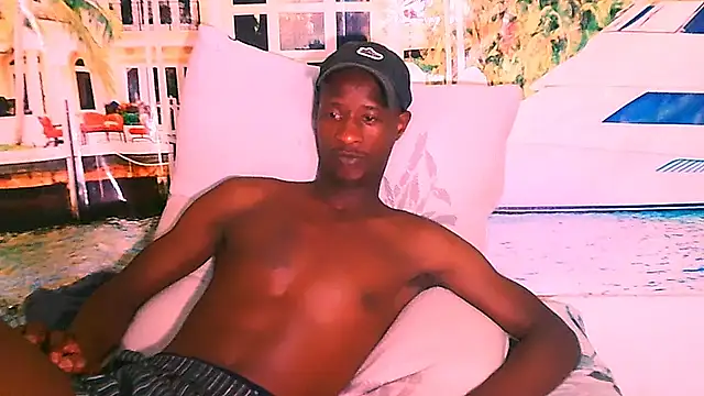 KinkyEbonyGuy1 online show from November 2025 06:30:02 PM