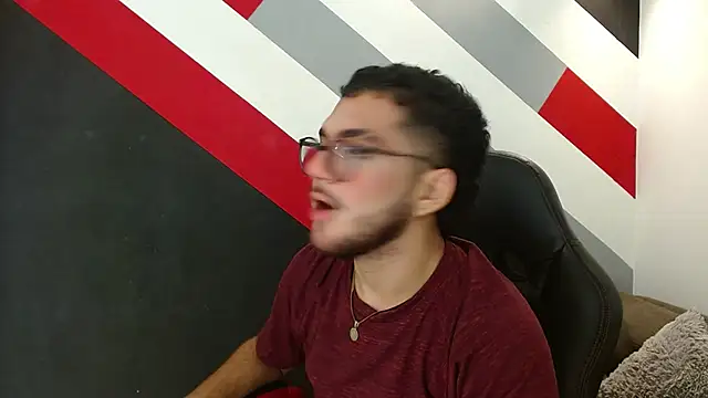 Zac Golden online show from December 2025 12:26:02 AM