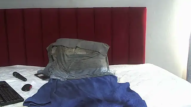 boldiva89 online show from April 2026 07:09:02 AM