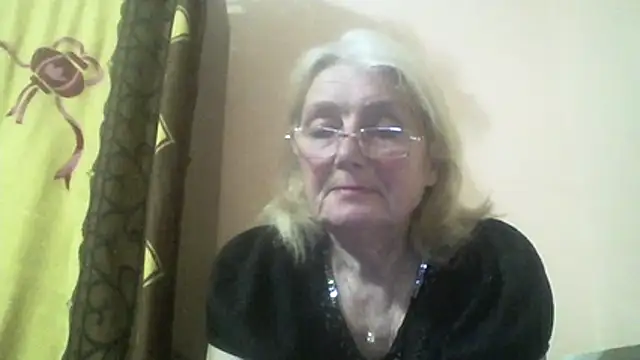 AmyLove353 online show from March 2026 09:32:02 PM