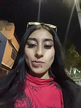 Violeet-Smith online show from October 2025 02:14:02 AM