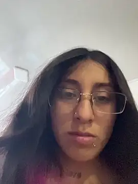 Violeet-Smith online show from January 2026 06:44:01 PM