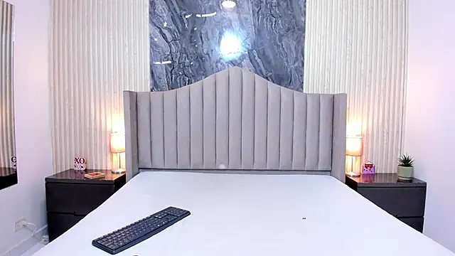 Lana Stefan online show from November 2025 11:31:01 AM