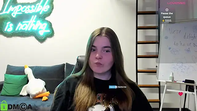 MiraaBloom online show from November 2025 02:28:02 PM