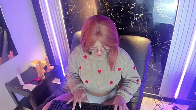 Juliexxxtasy online show from November 2025 11:32:02 AM