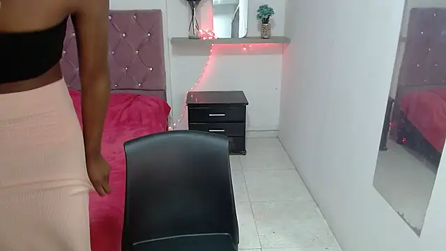 emyfuckhard online show from November 2025 12:27:01 PM