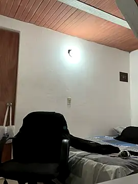 caiiobahia online show from October 2025 03:02:01 PM