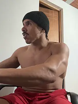 Snapshot of caiiobahia chatting on February 2026 03:04:01 AM caiiobahia online show from February 2026 03:04:01 AM