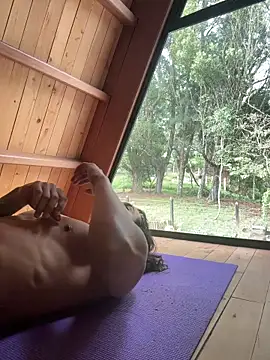 Snapshot of caiiobahia chatting on February 2026 01:28:02 PM caiiobahia online show from February 2026 01:28:02 PM