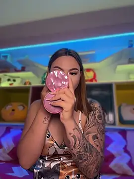 Snapshot of Beella1_ chatting on May 2026 09:58:01 AM Beella1 online show from May 2026 09:58:01 AM