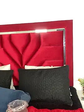 NataliaaMiller  online show from November 2025 12:50:02 PM