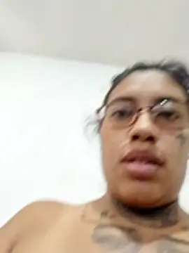 Chicattoo69 online show from November 2025 05:47:01 PM