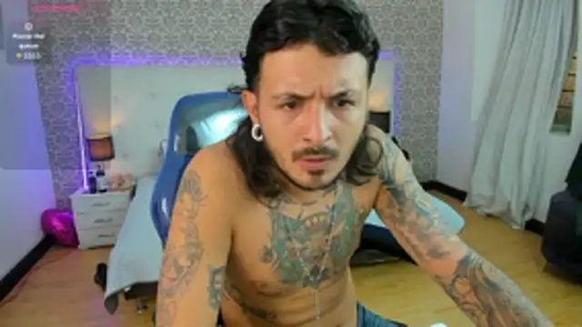 Alexa Liam online show from November 2025 01:59:02 AM