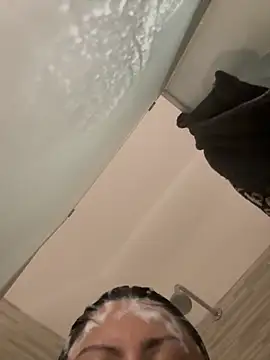 gatitalocahot online show from April 2026 07:19:02 PM