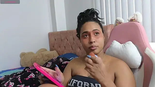 Valery lovexx online show from November 2025 07:57:02 PM