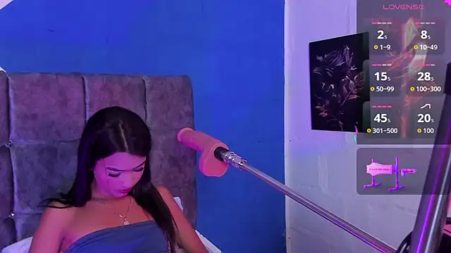 zhepy hot online show from November 2025 05:56:01 PM