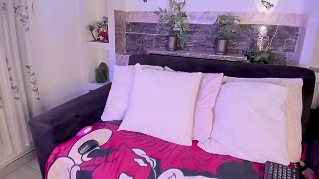 Cleopatriagad online show from February 2026 01:54:01 AM