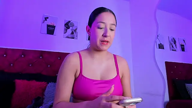 Snapshot of kittymonroe1 chatting on June 2026 05:51:01 PM kittymonroe1 online show from June 2026 05:51:01 PM