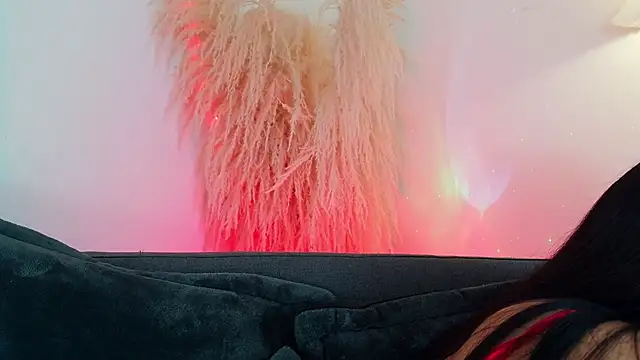 mia roux1 online show from April 2026 07:41:01 PM