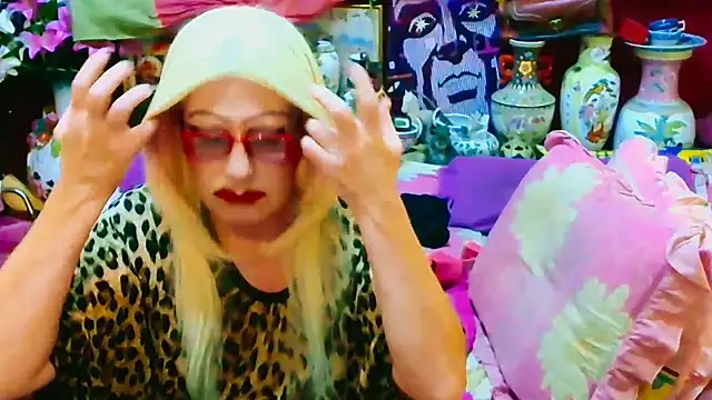 horni4luv online show from November 2025 11:26:01 PM