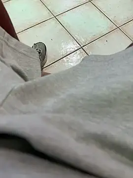 Rico1 1 online show from November 2025 12:06:01 PM