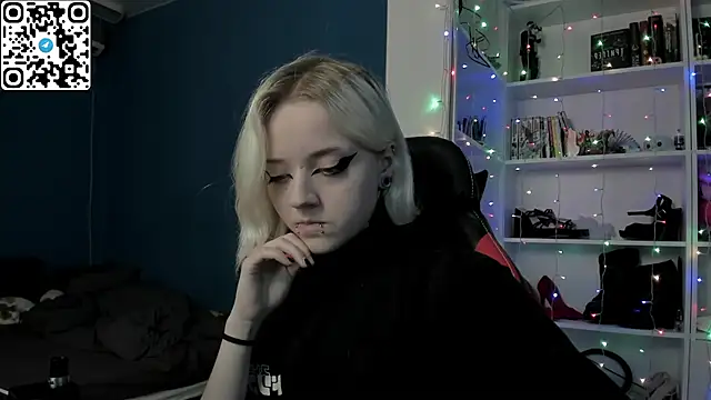 Holy Mistress S online show from December 2025 10:31:02 AM