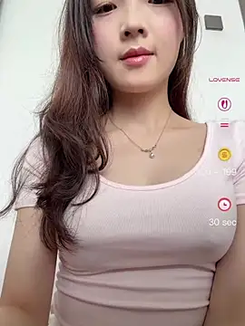 Snapshot of meimei_x chatting on July 2026 04:18:01 AM meimei x online show from July 2026 04:18:01 AM