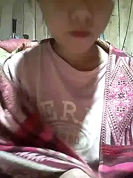 Quynhsumon online show from November 2025 02:30:02 PM