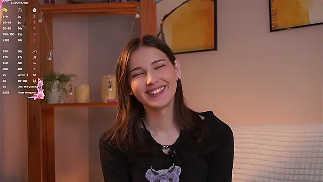 Snapshot of KateCahee chatting on April 2026 01:41:02 AM KateCahee online show from April 2026 01:41:02 AM