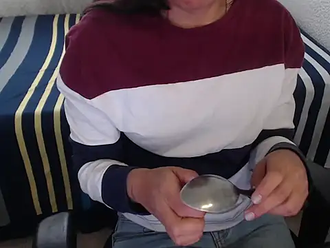 Negritatata online show from November 2025 12:05:02 PM