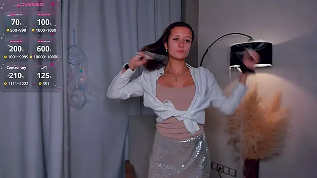 Snapshot of KeshaRachi chatting on November 2025 01:06:01 AM KeshaRachi online show from November 2025 01:06:01 AM