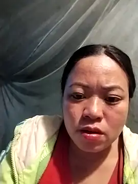 Nadia-a online show from October 2025 10:43:02 AM