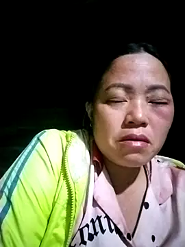 Nadia-a online show from October 2025 01:23:04 PM