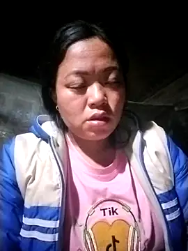 Nadia-a online show from November 2025 04:18:01 PM