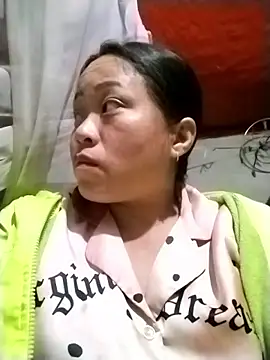 Nadia-a online show from November 2025 12:16:02 PM