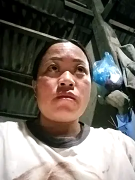 Nadia-a online show from November 2025 01:51:01 PM