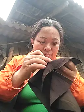 Nadia-a online show from November 2025 03:12:01 AM