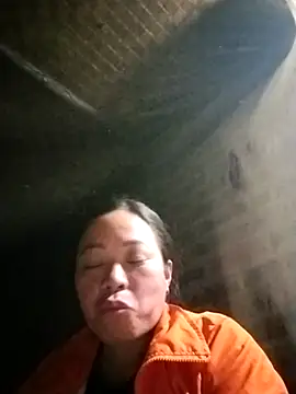 Nadia-a online show from November 2025 02:06:02 PM