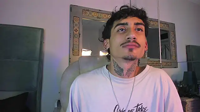 Mr Strike online show from December 2025 07:32:01 PM