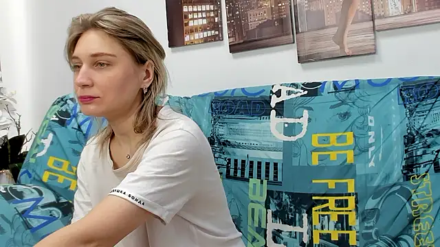 Tenderly Sophie online show from February 2026 01:17:01 AM