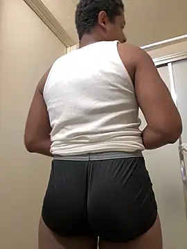 maddfreak0 online show from April 2026 07:08:01 AM