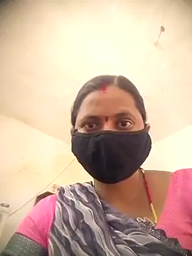 Snapshot of QRESABABY chatting on October 2025 07:19:02 AM QRESABABY online show from October 2025 07:19:02 AM