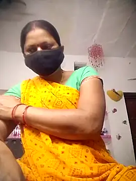 Snapshot of QRESABABY chatting on November 2025 10:12:01 PM QRESABABY online show from November 2025 10:12:01 PM