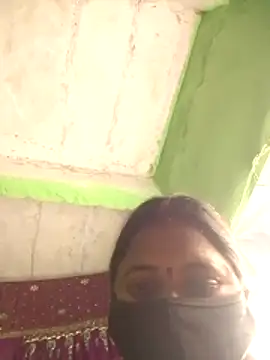 Snapshot of QRESABABY chatting on November 2025 03:03:02 PM QRESABABY online show from November 2025 03:03:02 PM