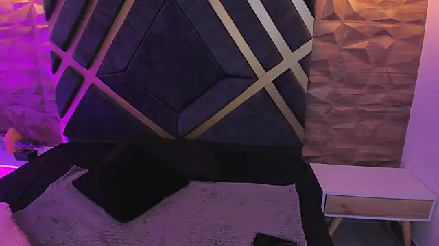 sydney miller  online show from February 2026 11:23:01 PM