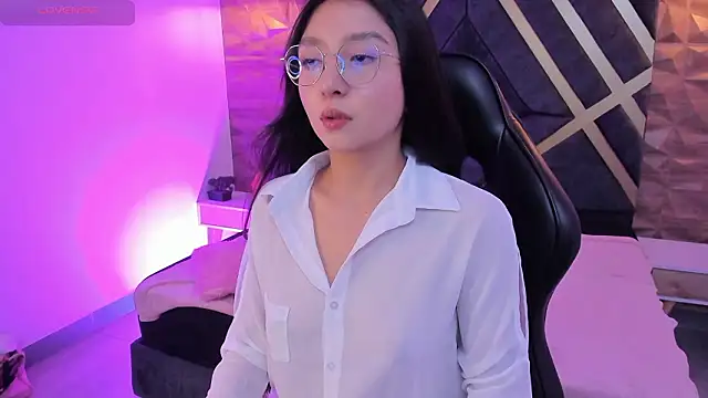 sydney miller  online show from February 2026 11:36:02 PM