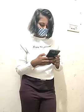 Rinki hoty online show from November 2025 02:46:02 AM